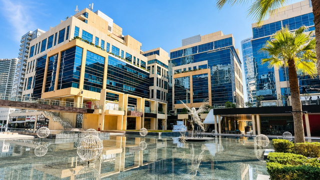 Road into Business Bay Dubai, thumbnail for the Dubai Salik toll charges guide