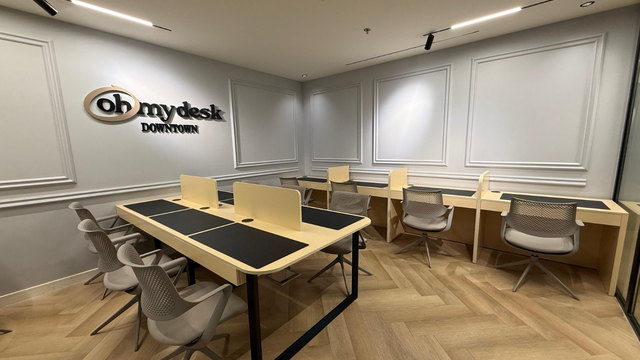 Ten Dubai serviced office operators compared on published monthly price, from 2,500 AED